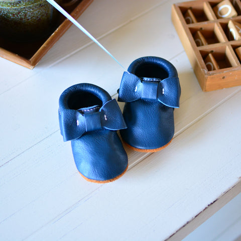 Classic Navy Bow Moccs