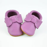 Jolly Berry Bow Moccs