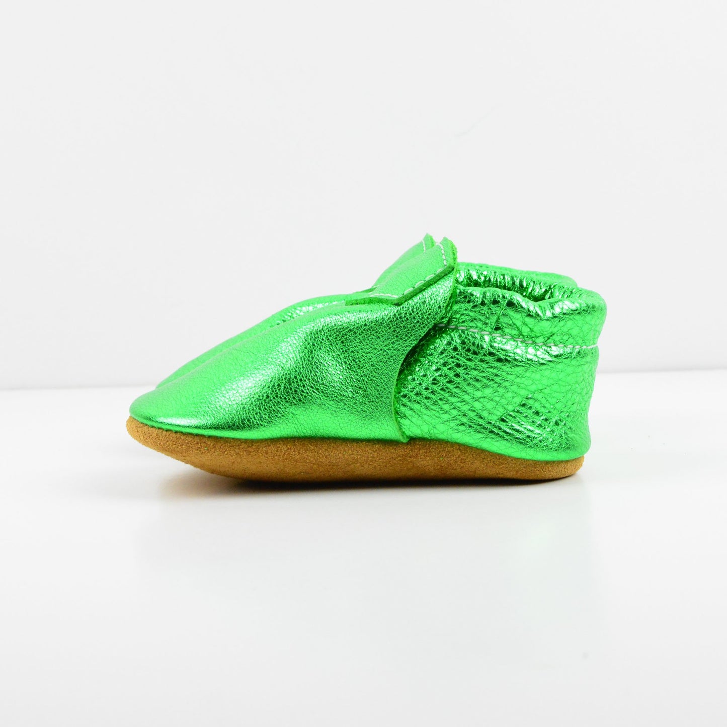 RTS Christmas Green Lokicks With Tan Suede Leather Soles - Size 3 (12-18M)(5")